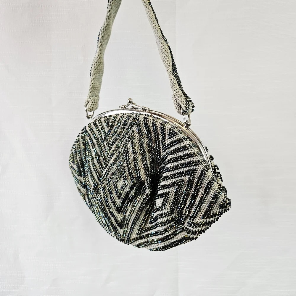 Vintage Beaded Handbag - Picture 2 of 8